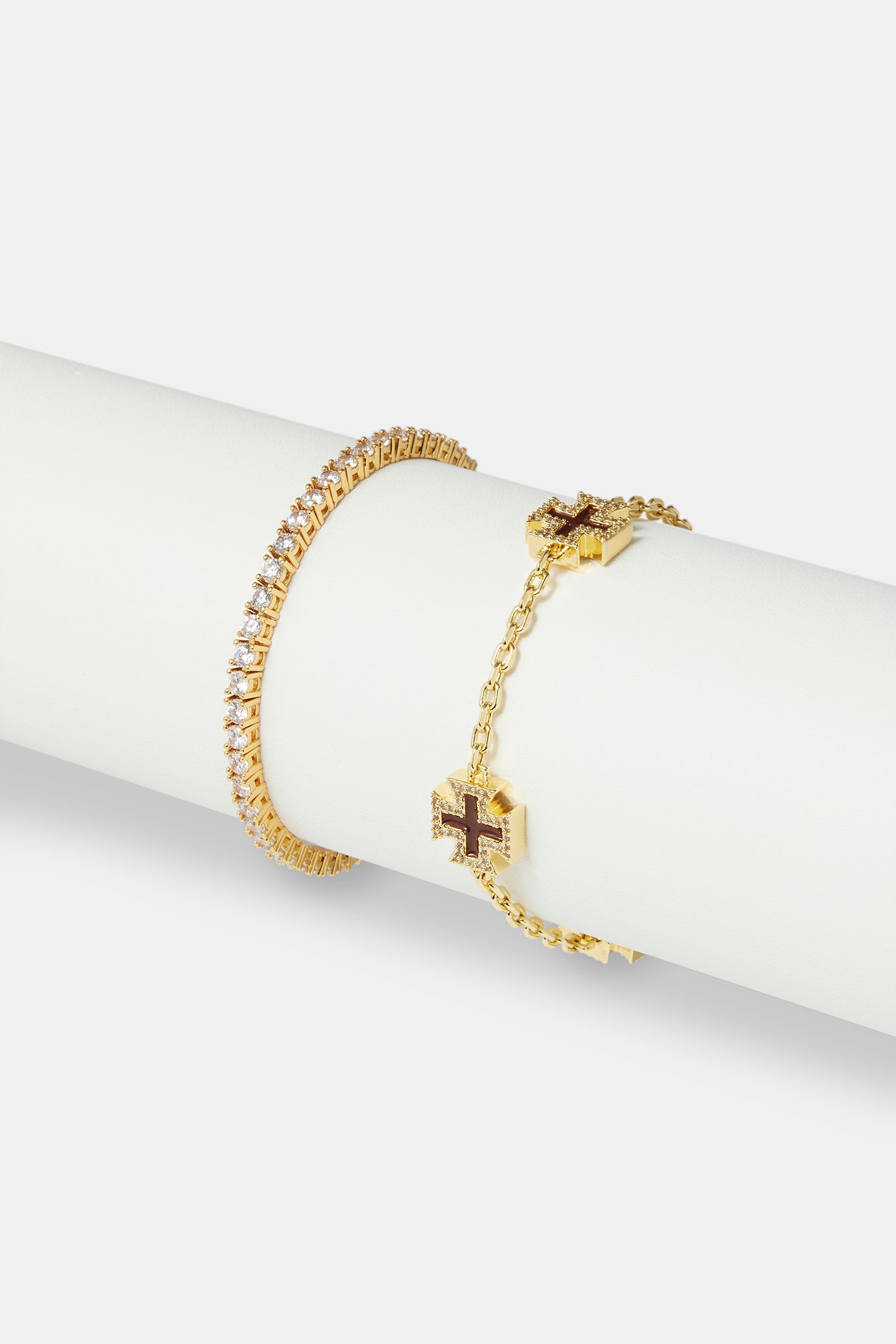 Schokoladenbraunes Armband mit Kreuzmotiv und 3 mm Tennisarmband – Gold